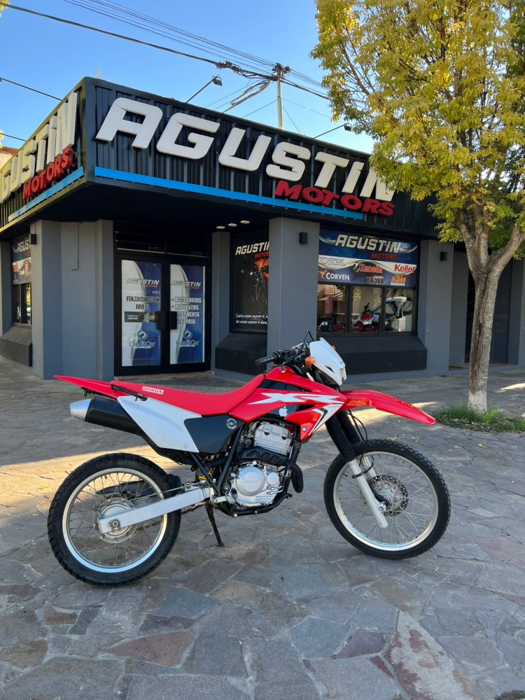 Honda Tornado 250 — foto 2